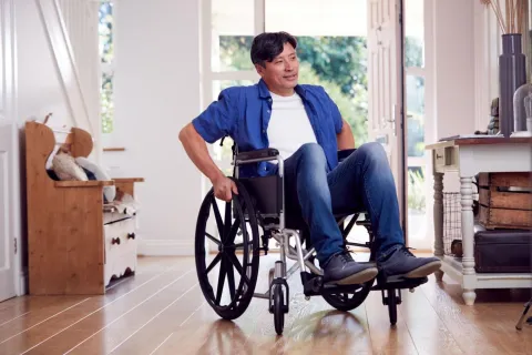 Spinal Cord Injury and Supported Independent Living (SIL) - Living Alone or With Others?