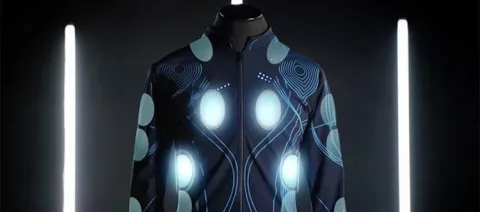 The sound shirt lets deaf people feel music on their skin